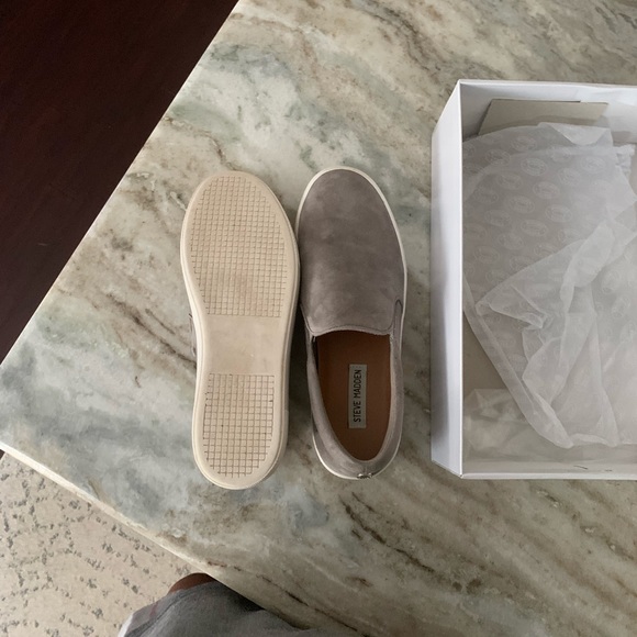 Steve Madden Sneakers - Picture 5 of 5